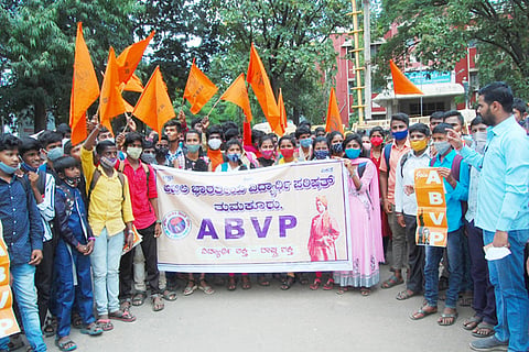 17TMK_ABVP_Protest