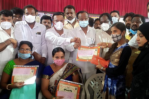 25-Manjunath-HSK-01