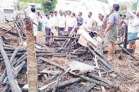 06102021 Siddapur tent burn
