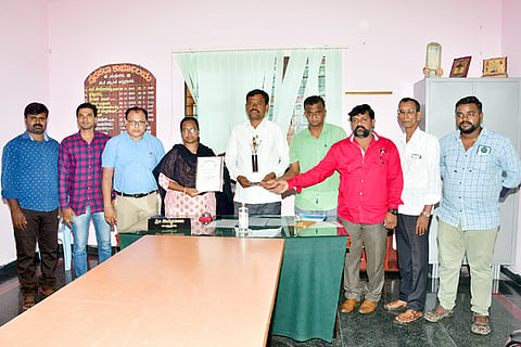 12 madugiri story