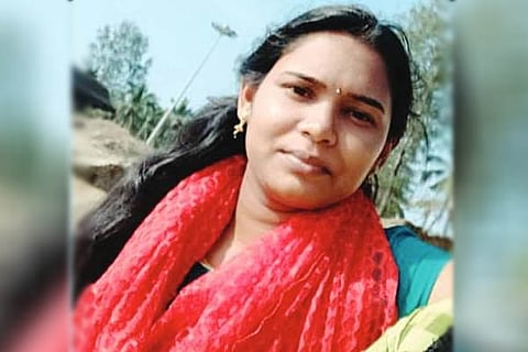 Klr Woman