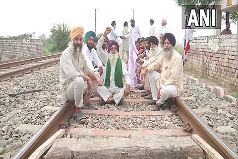 rail