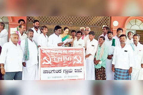 24112021 Sindhanoor Narega work