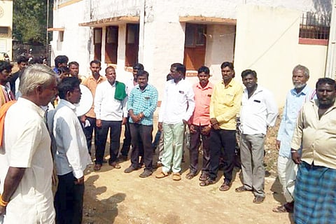 25112021 Devadurga protest