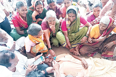 Nidasheshi Villagers Protest