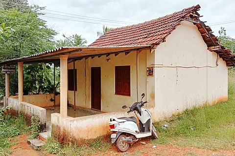 Kadaba kalara Anganavady