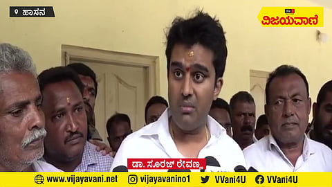 ರಾಜ್ಯ ರಾಜಕಾರಣಕ್ಕೆ ಎಂಟ್ರಿ ಕೊಟ್ಟ ಮಾಜಿ ಪ್ರಧಾನಿ ದೇವೇಗೌಡರ ಕುಟುಂಬದ ಮತ್ತೊಂದು ಕುಡಿ#SurajRevanna #HDDevegowda - youtube