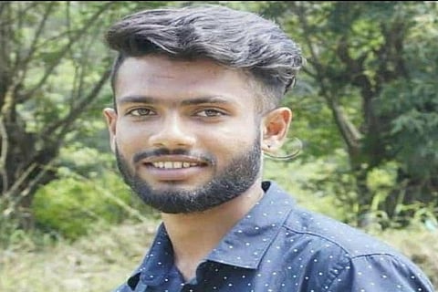 16 gkp 01 dishan devaiah