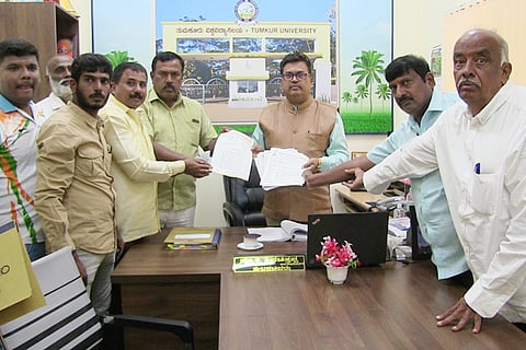 16TMK_VV_Helpline