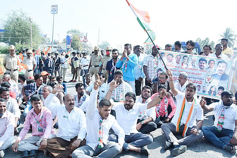 17Tmk_Cong_Protest_01