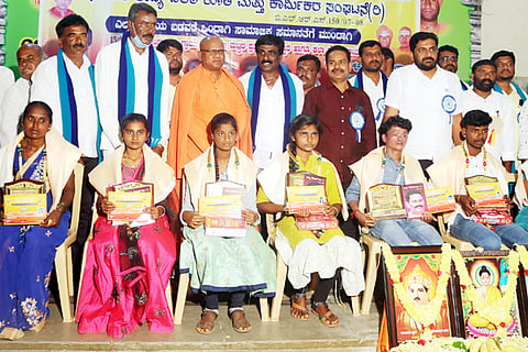 20 Nela Ph 02 Prathibha purashkara