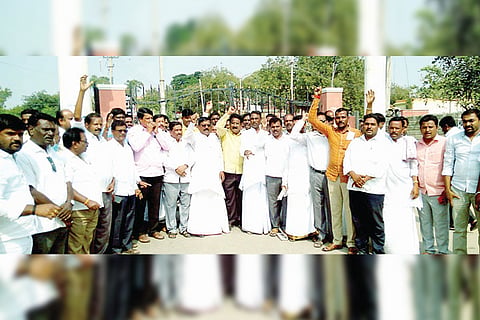 201221 Raichur Kuruba Community Protest