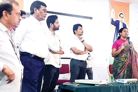 231221 Demonstration Workshop on Vote Machines Maski