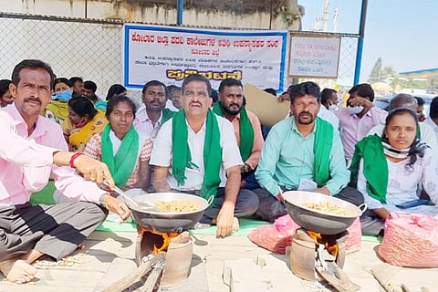 27-klr-26 raitha sangha