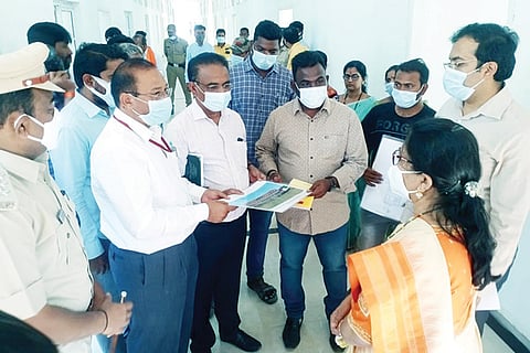 030222 Shashikala Jolle Visit New DC Office