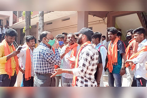 07022022 Kottur college students