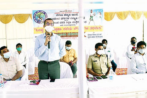 09022022 Raichur A self-defense karate training program