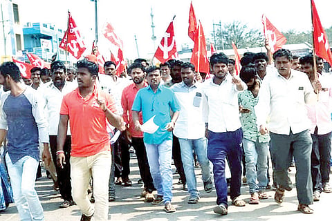 110222 Devadurga Karnataka State Building and Other Construction Workers' Federation