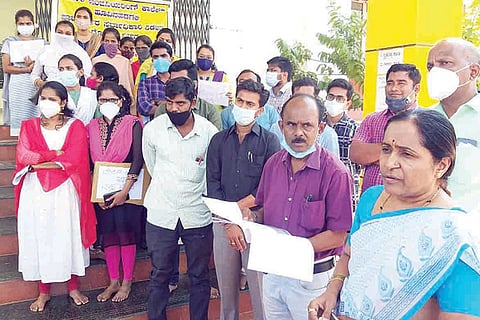 220222 Hadagali Guest Lecturer Protest