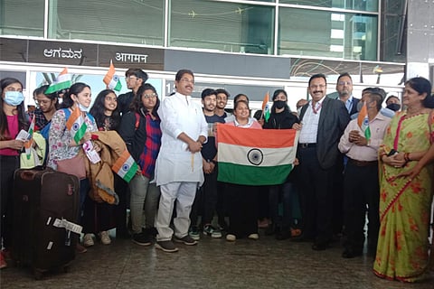 ukraine karntaka students