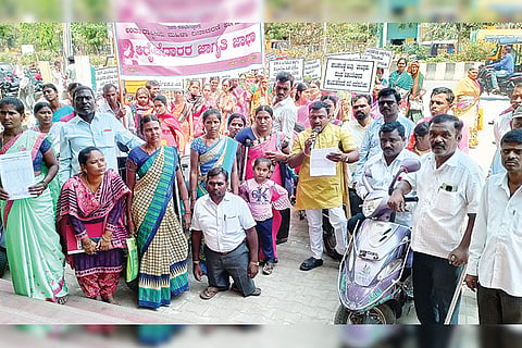 090322 Koppal Organization for the Care of the Disabled