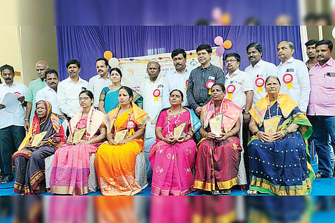 120322 Siraguppa Womens Day