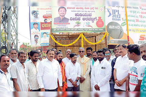 210322 Sindhanuru MG road Aravatige