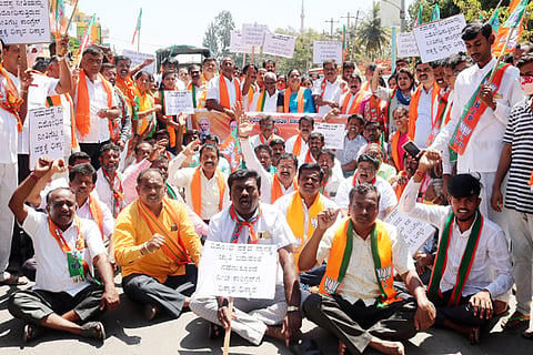 28 Nela Ph 02 BJP Portest