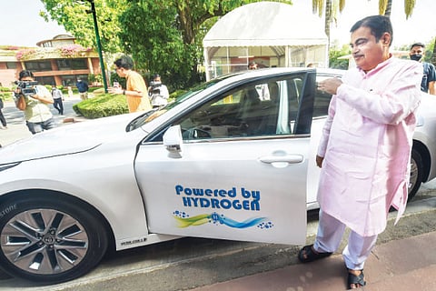 Gadkari