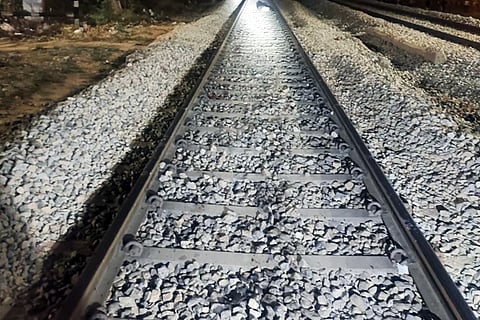 Lovers Railway