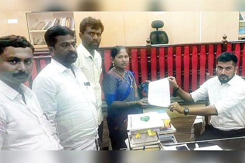 110422 Janekal GP President Resign