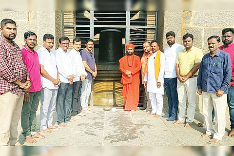 270422 Hampi Visit Harihara Peetha Swamiji