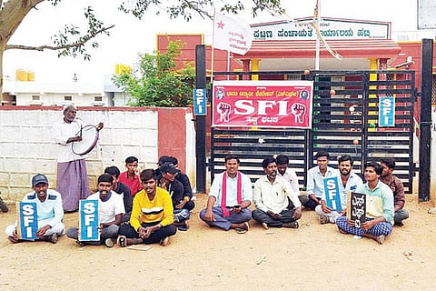 11052022 Hutti sfi protest