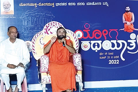 160522 Harapanahalli Yoga Rathayatre