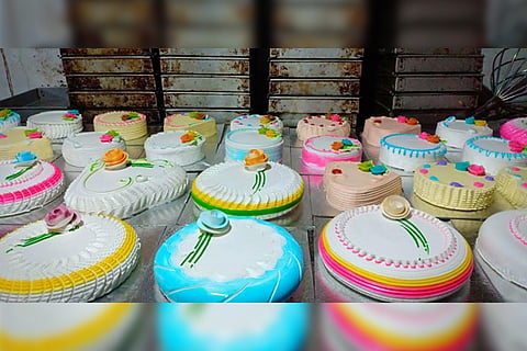 310522 Bakery Cakes
