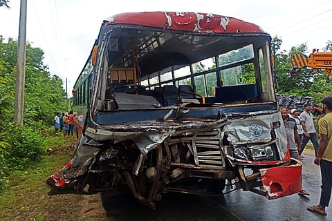Bus