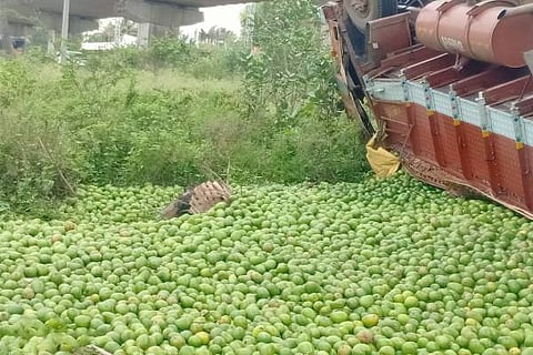 mango lorry accident
