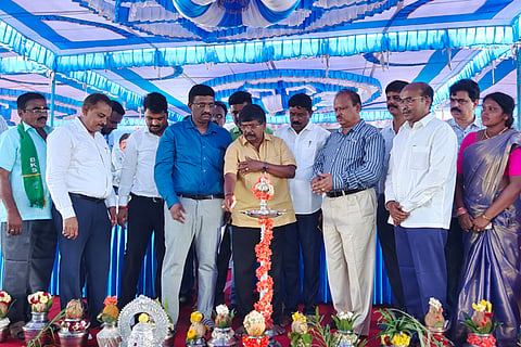 photo tgl 2(252022) dc nade halli kade hasiruvalli
