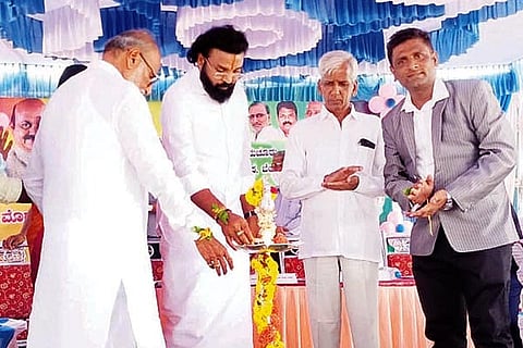 12062022 Sindhanoor school bulding open