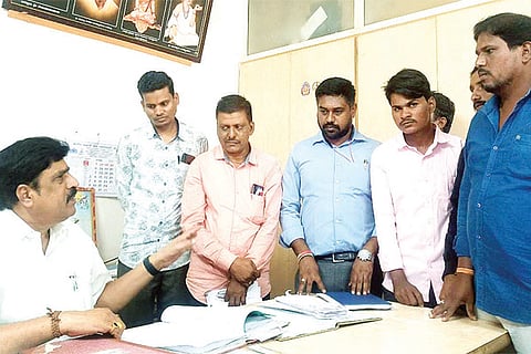 170622 Harapanahalli SSH Jain PU College MLA Visit