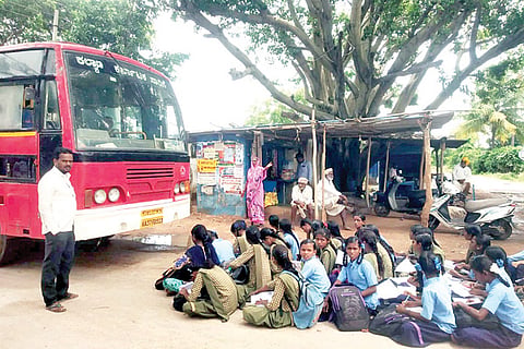 24062022 Hanumasagar Students protest