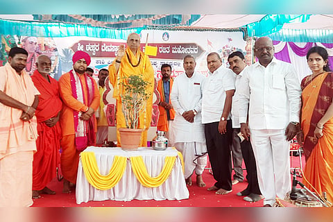 26062022 Lingasugur Kashi Jagadguru