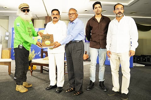 Sadhguru F