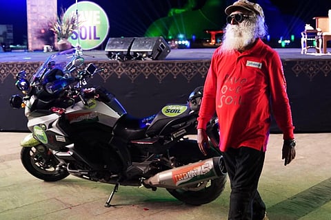 Sadhguru F