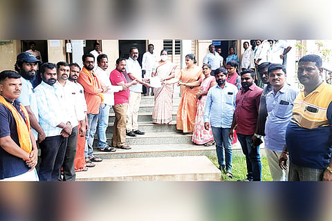 01072022 HB Halli protest