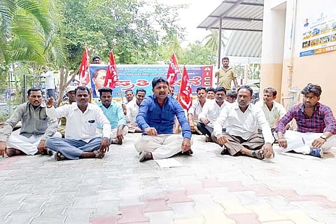 02072022 Sindhanoor protest