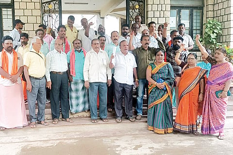 070722 Hospet BedaJangama Community Portest