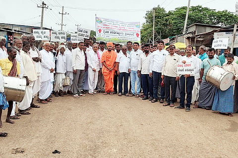 11072022 Alavandi formars protest