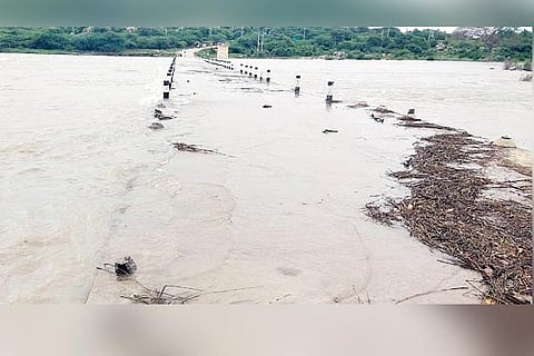 17072022 lingasugur shilahalli flood