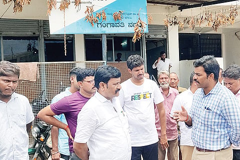 190722 Gangavati Bar Raid